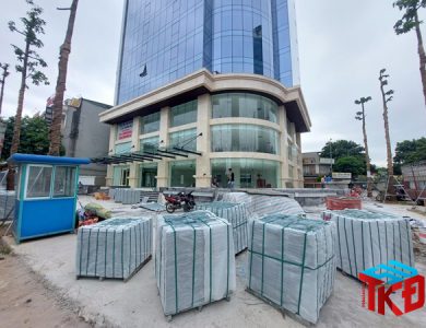 800m2 đá xanh rêu 15×15 cm mài hone cấp cho toà nhà Vietcombank Tố Hữu-Hà Đông